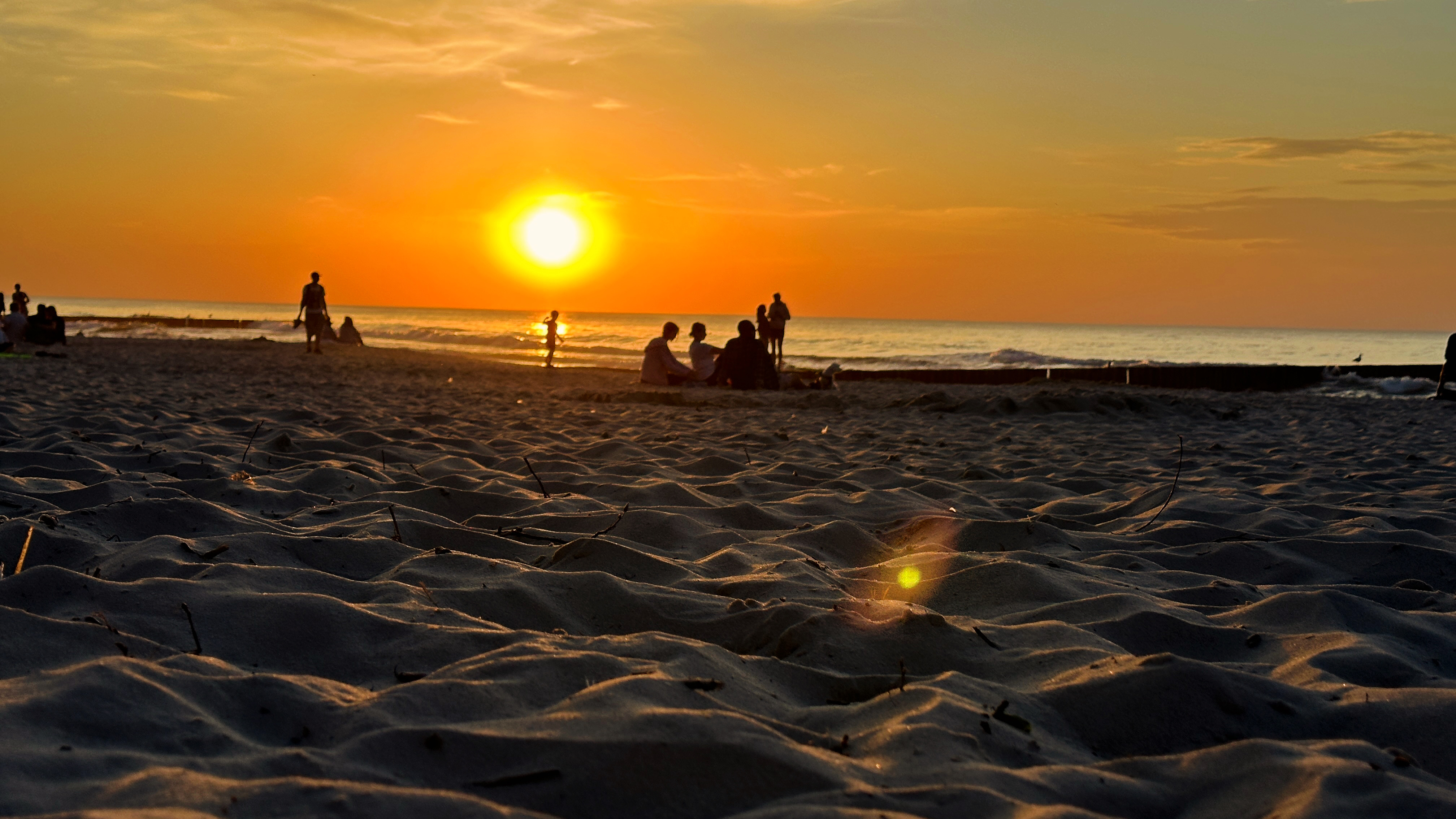 FFE69A5F-F9EF-4072-9EAB-B59918ABC699