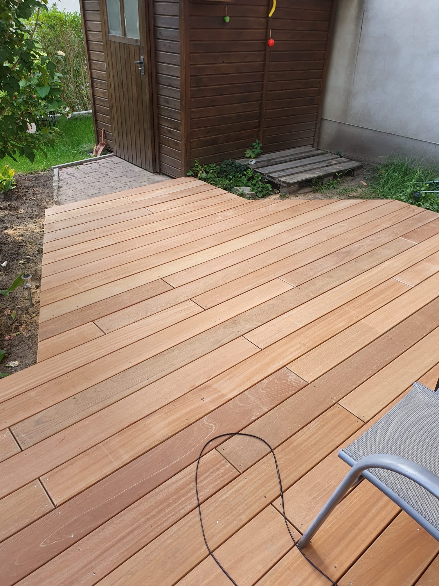 Bauen einer Holzterrasse in Berlin Tegel