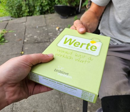 Wortwertkarten - Selbst-Coaching - Vorarlberg - birdslove.transform - an sich arbeiten - persönlichkeitsentwicklung Wortwertkarten - Selbst-Coaching - Vorarlberg - birdslove.transform - an sich arbeiten - persönlichkeitsentwicklung