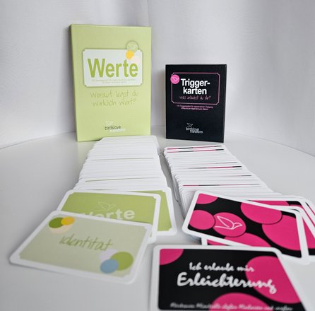 Gedankenversunken erschöpft noch nicht am wendepunkt moment tiefer unzufriedenheit achtsamkeit innere klarheit ins leben holt Gedankenversunken erschöpft noch nicht am wendepunkt moment tiefer unzufriedenheit achtsamkeit innere klarheit ins leben holt