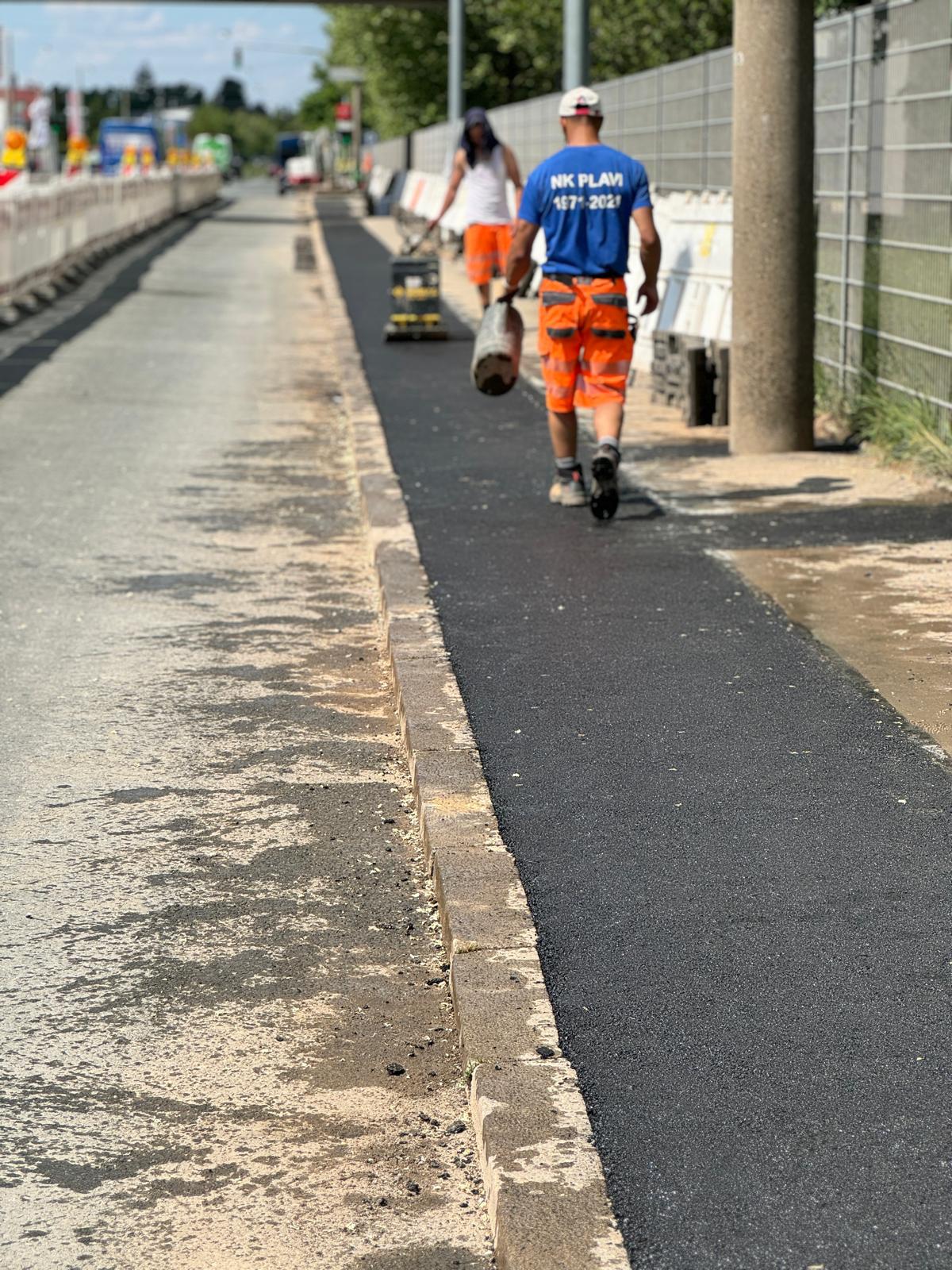 Geschulte Asphalt Kolonen 