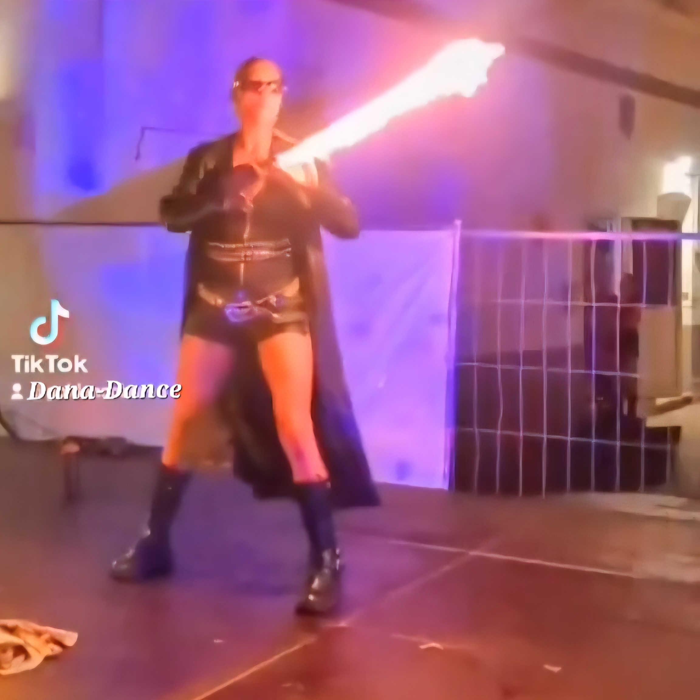 a4d93198d125f81595494ee0459bfbd5_1_1