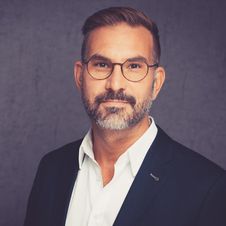 Dr. Robert Speer