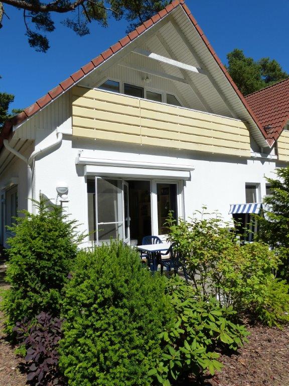 Prerow - Haus hinter den Dünen