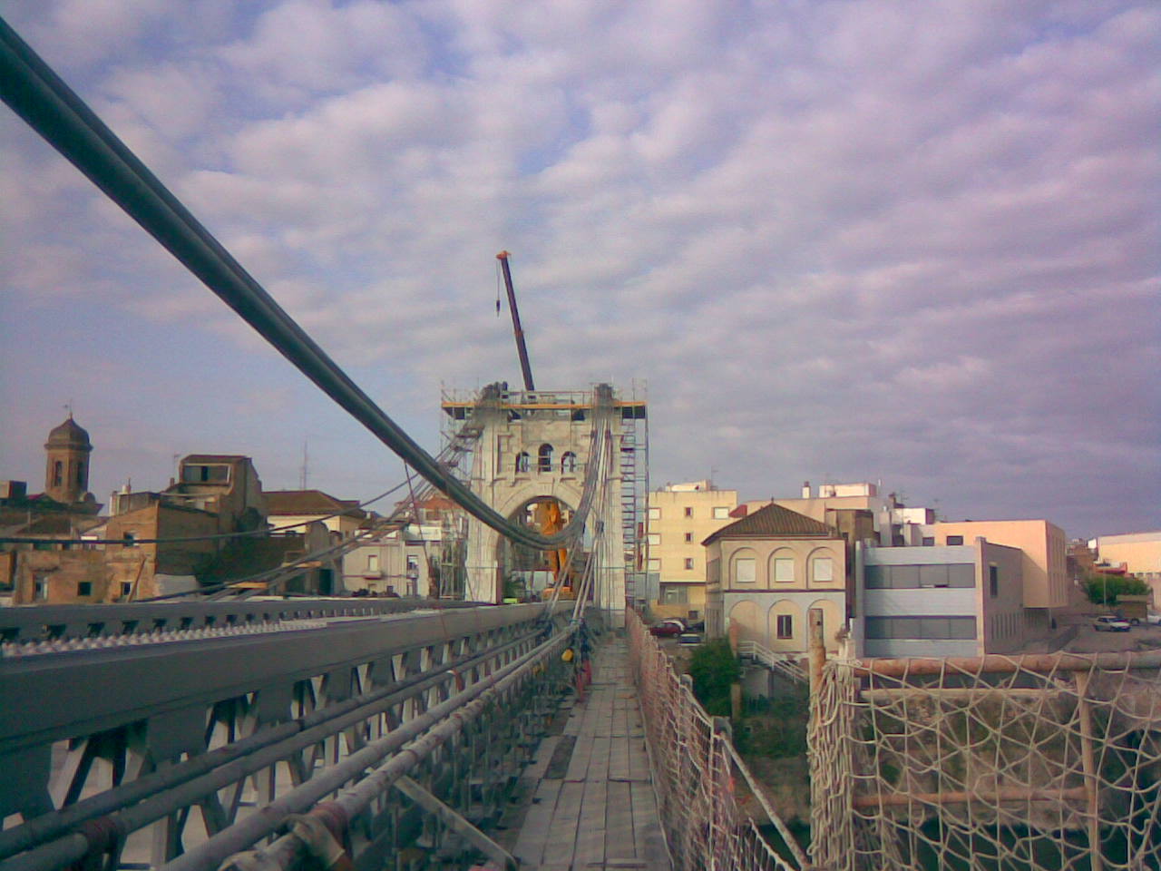 Spanien – Amposta: Austausch von Stahlseilen an der Brücke