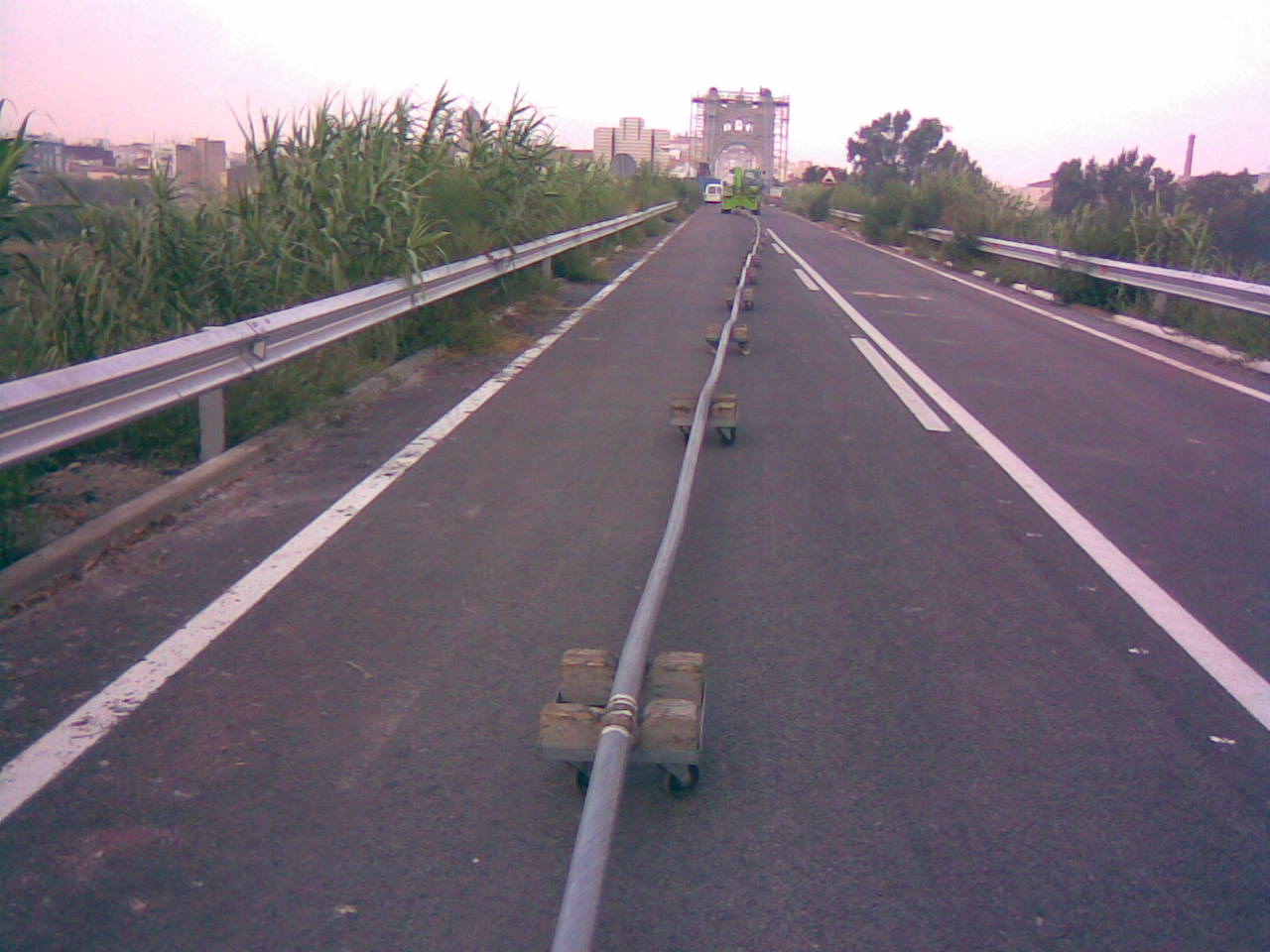 Spanien – Amposta: Austausch von Stahlseilen an der Brücke