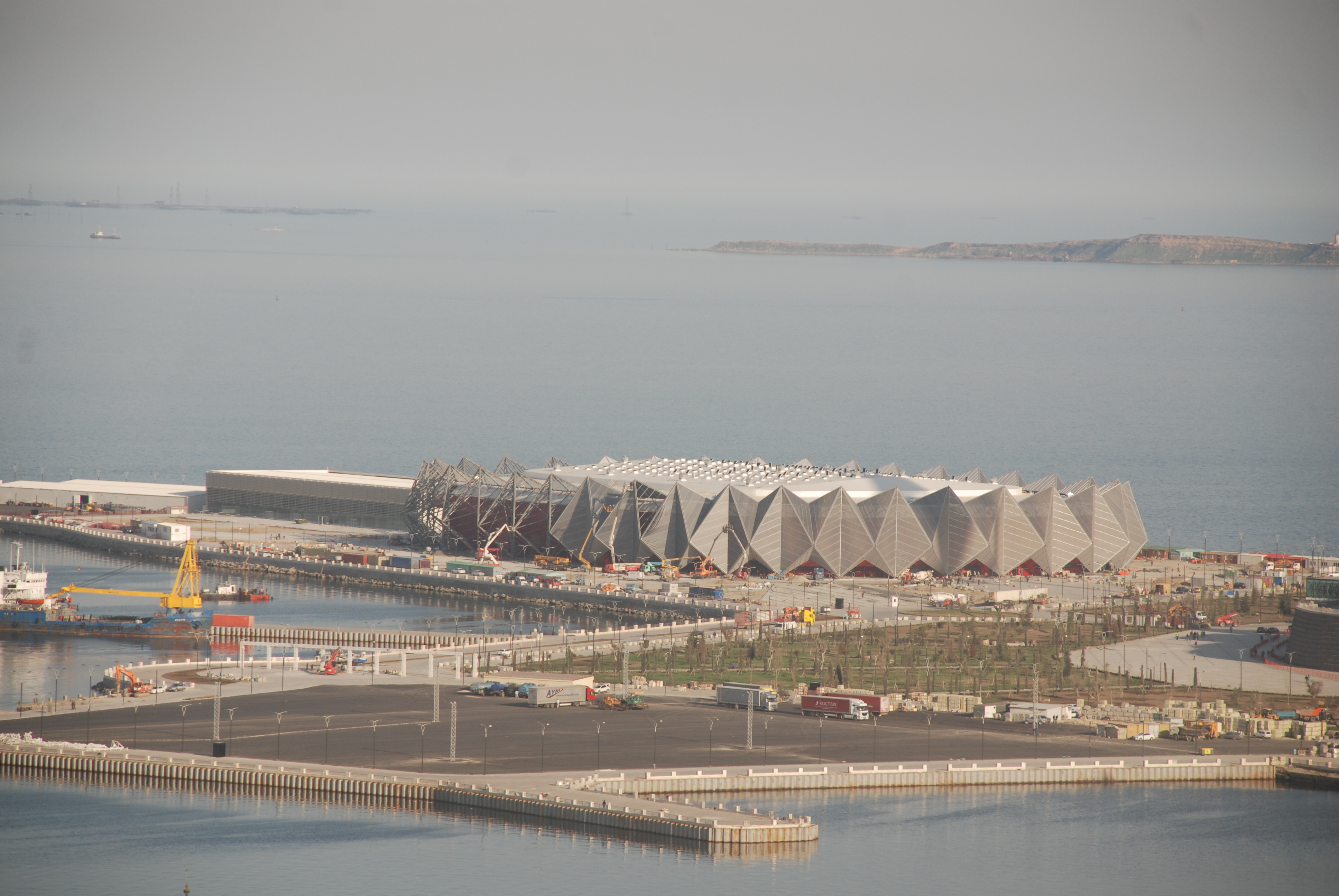 Baku, Aserbaidschan – Crystal Hall  Montagearbeiten