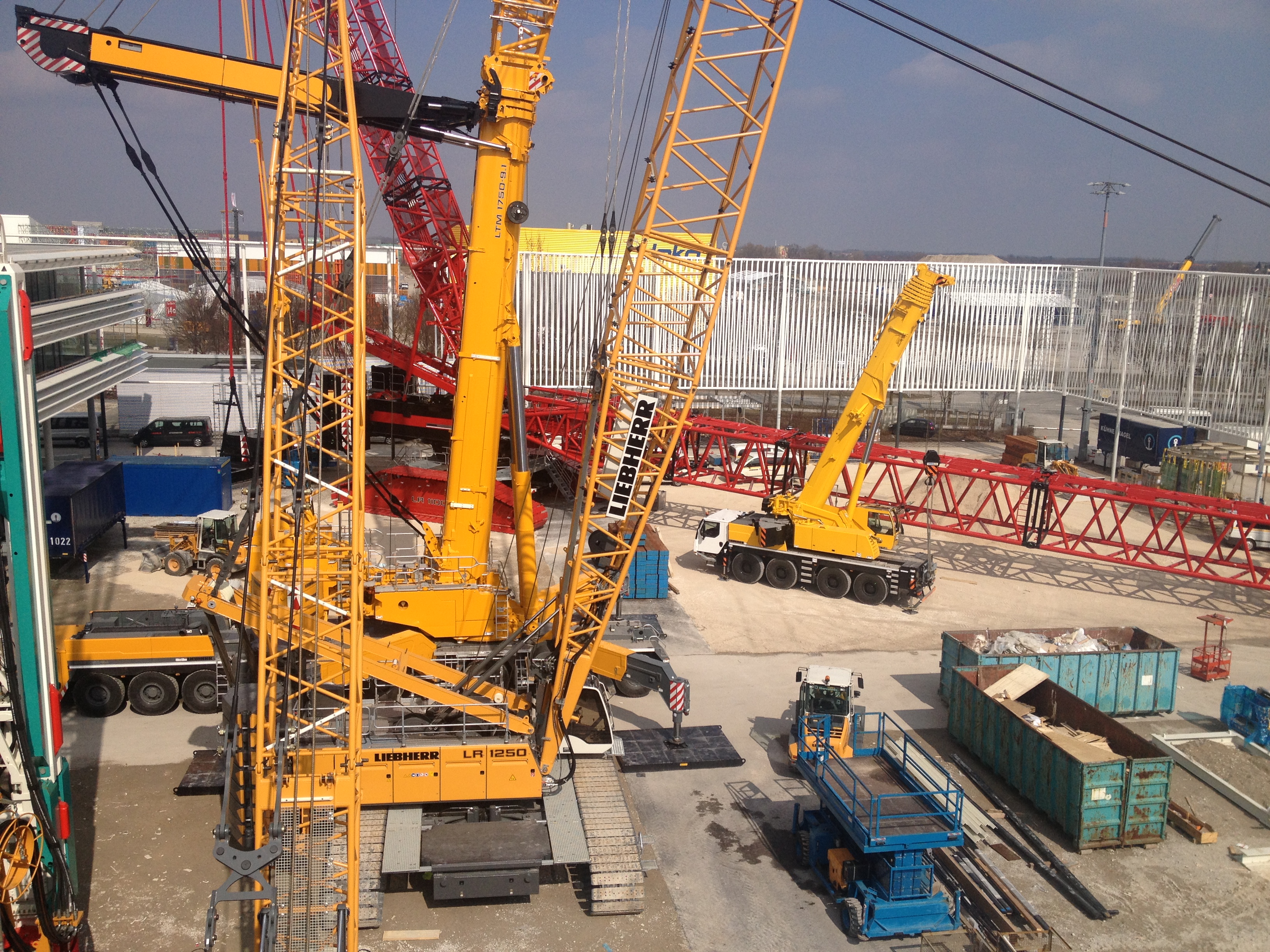 Liebherr –Stahlbau  Weltweit größter Messestand BAUMA 