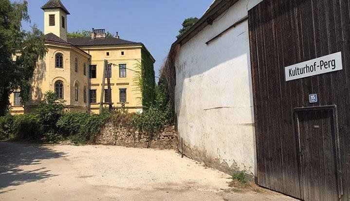 DAS SCHLOSS ZU UNSEREM KULTURHOF