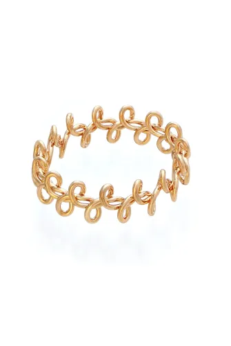 Produktfotografie und Retusche eines goldenen Rings Produktfotografie und Retusche eines goldenen Rings