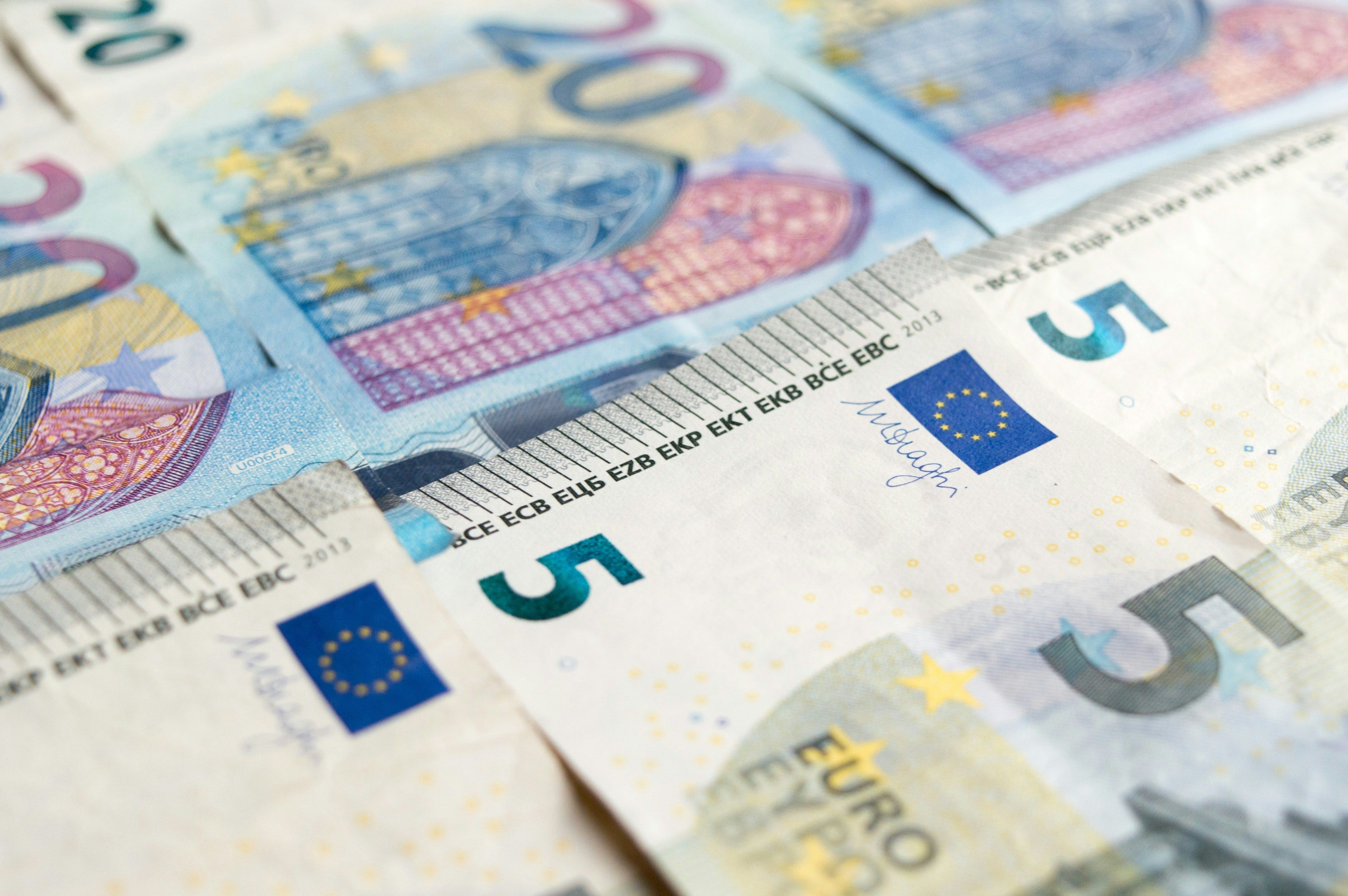 Lohnbuchhaltung. Geld