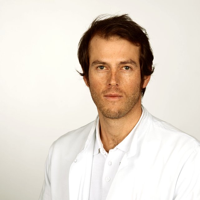 Dr. Ulrich Crepaz-Eger, Orthopäde und Traumatologe, Unfallchirurg Dr. Ulrich Crepaz-Eger, Orthopäde und Traumatologe, Unfallchirurg