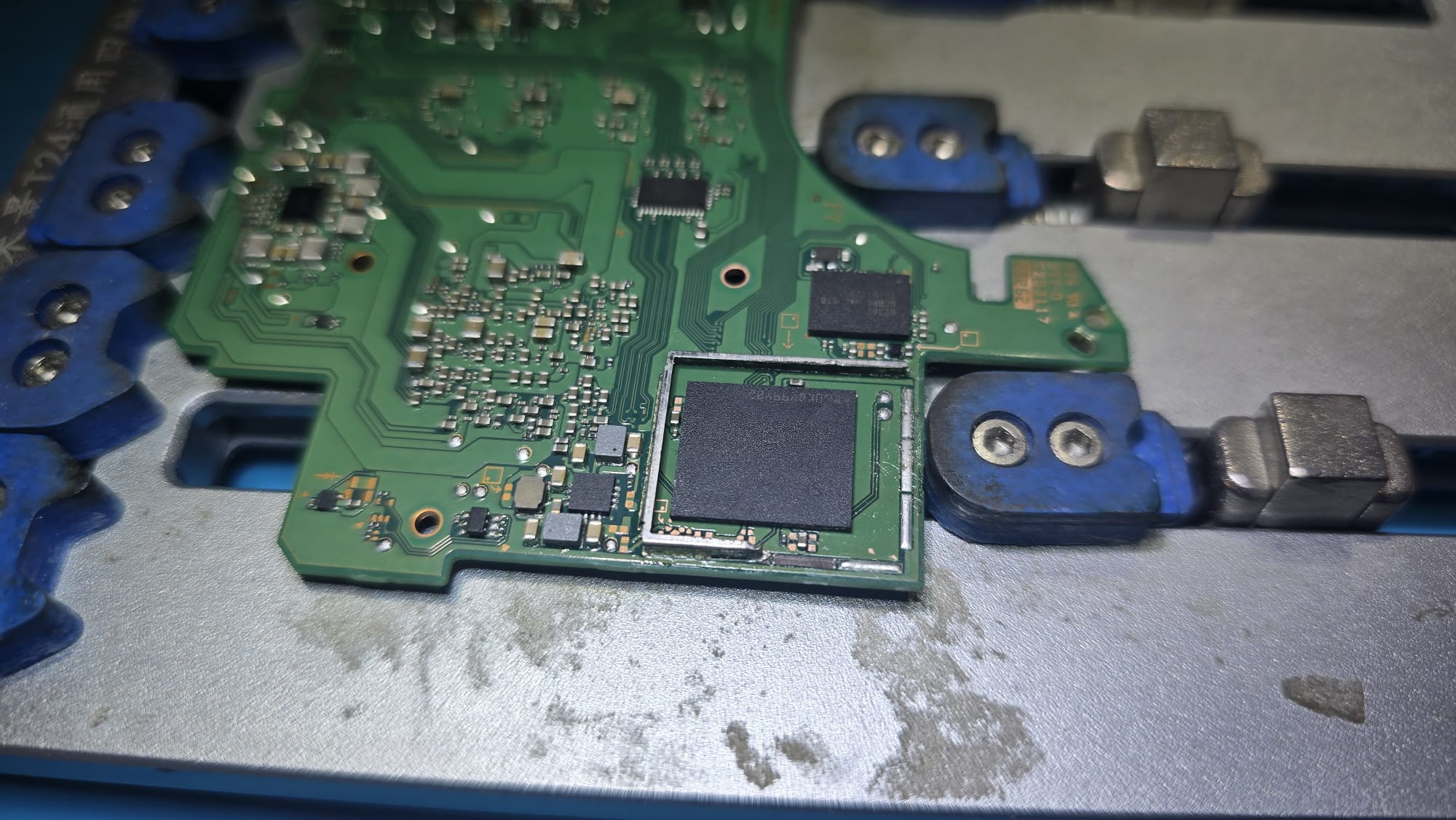 Switch OLED NAND auflöten