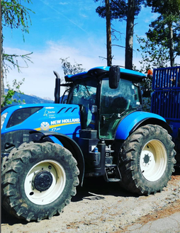 New Holland T7 210 