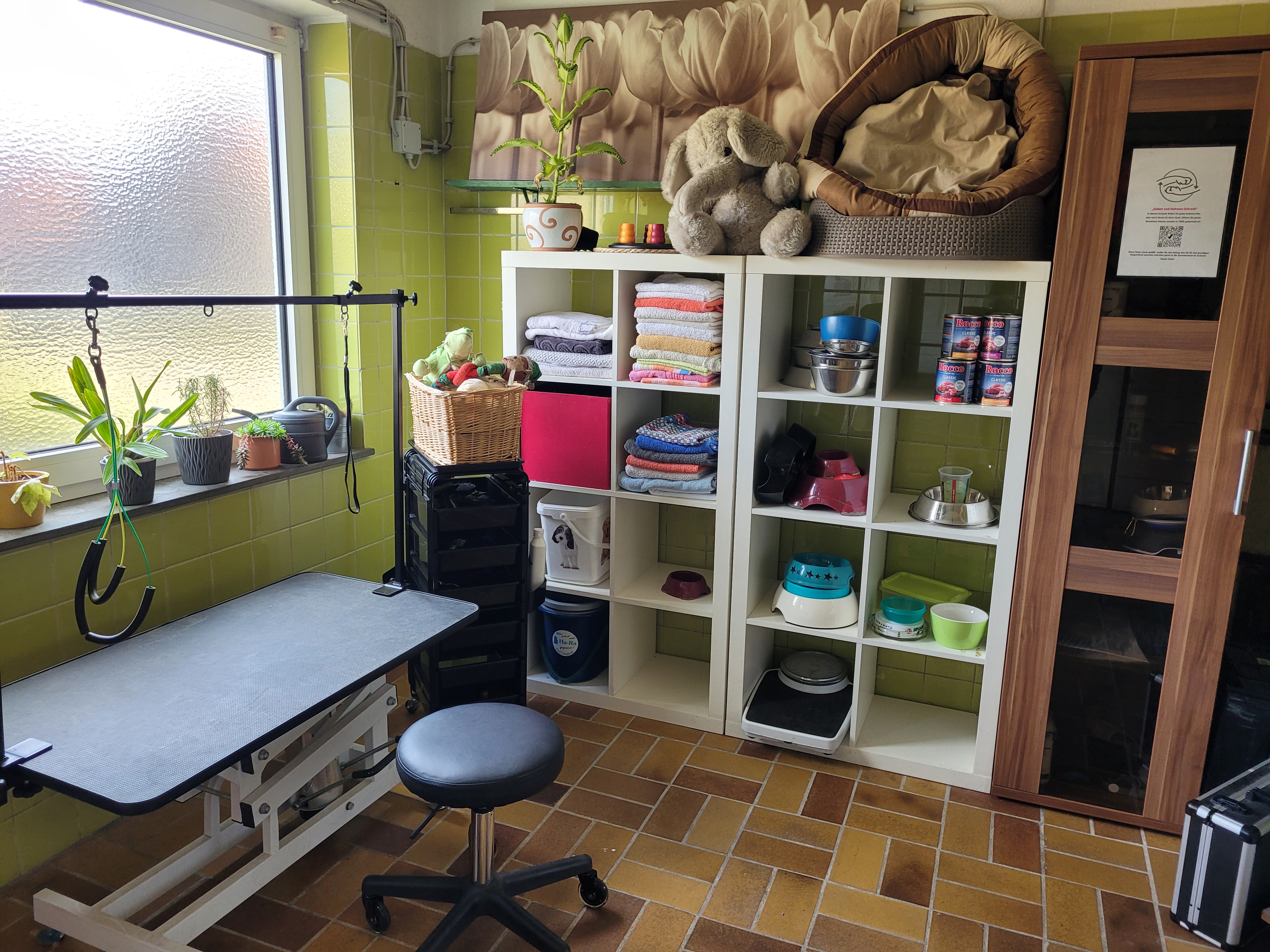 Dreckbärenbade- u. Frisieranstalt