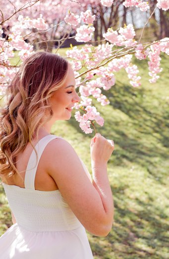 Fotoshooting Kirschblüte und Frühling Augsburg und Münchn Fotoshooting Kirschblüte und Frühling Augsburg und Münchn