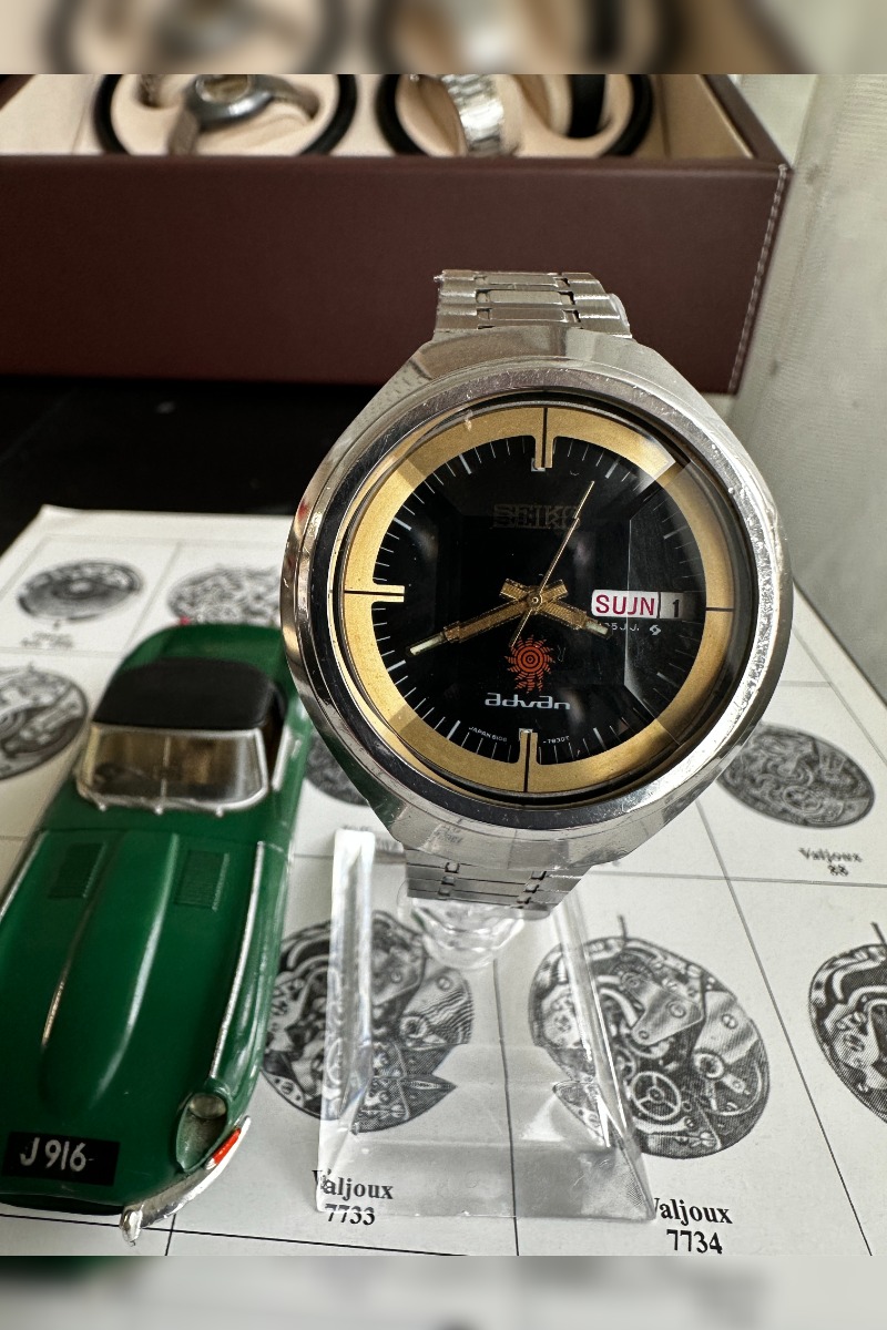 Rare vintage 70's Seiko Advan JDM 6106-7680 day/date automatic facetted  glass good working condition - vintagewatchesdirect.com