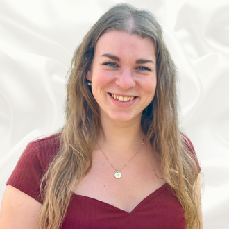 Amber de Jong Founder of Aurora Dhelia