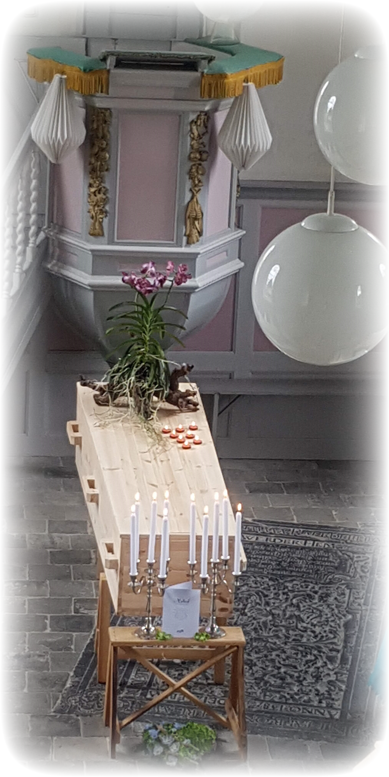 Kist - Orchidee op stronk