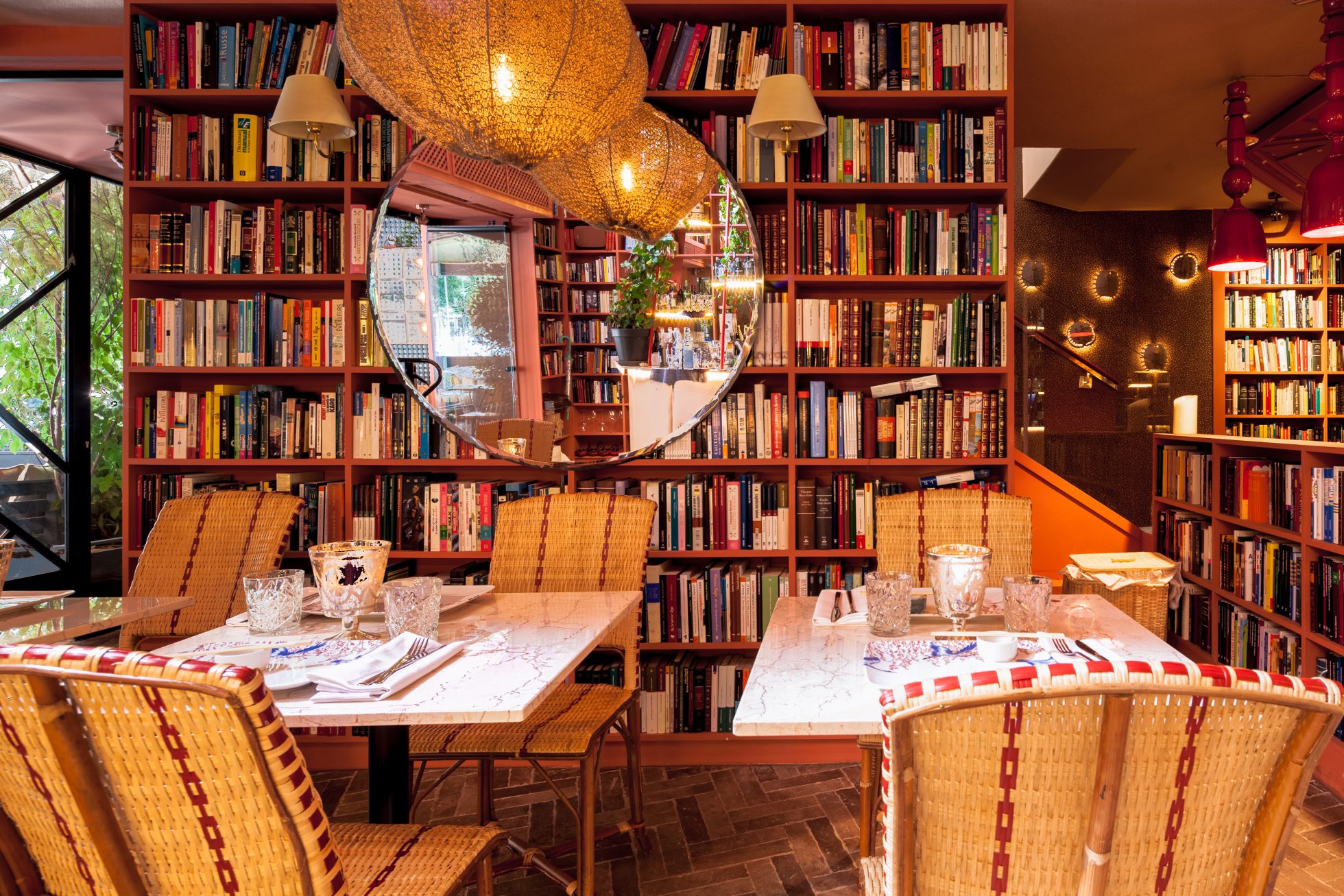 Restaurant 2