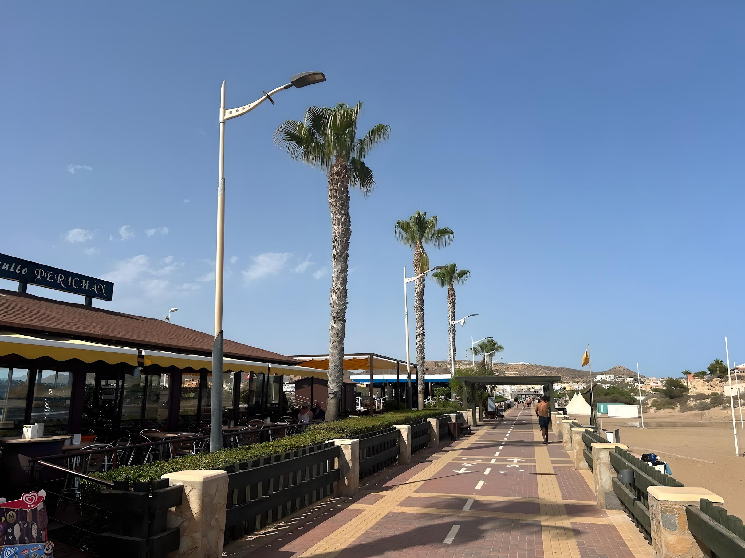 14. Casa Max - Boulevard