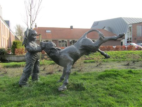 07-09 Nootdorp Meisje met kalf