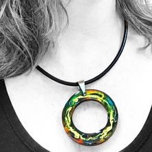 Ripple: can be worn as a short necklace or long pendant