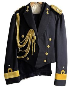 Uniform (39)