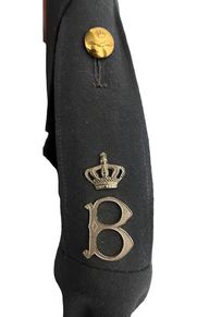 Uniform (6)