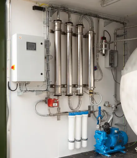 BLUEBOX 1200RO [Reverse Osmosis] / 2400UF [Ultra Filtration] Artic