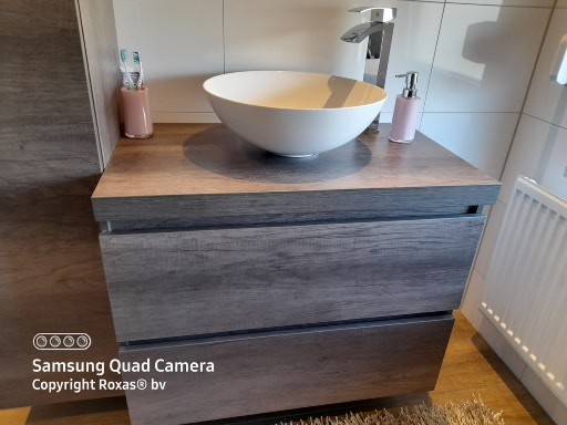 Wastafel meubel installatie en renovatie badkamer