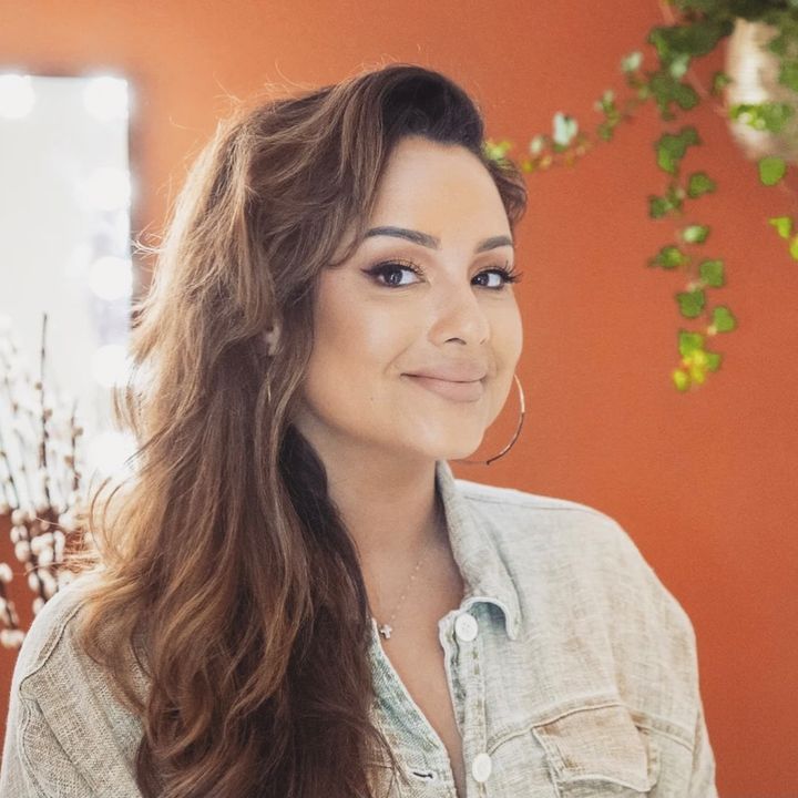 The Beauty Director - Samayra
