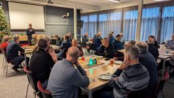 241212-Kerstlunch (10)