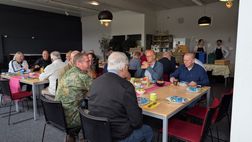 Paaslunch op LbO 100425 (12)