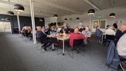 Paaslunch op LbO 100425 (17)