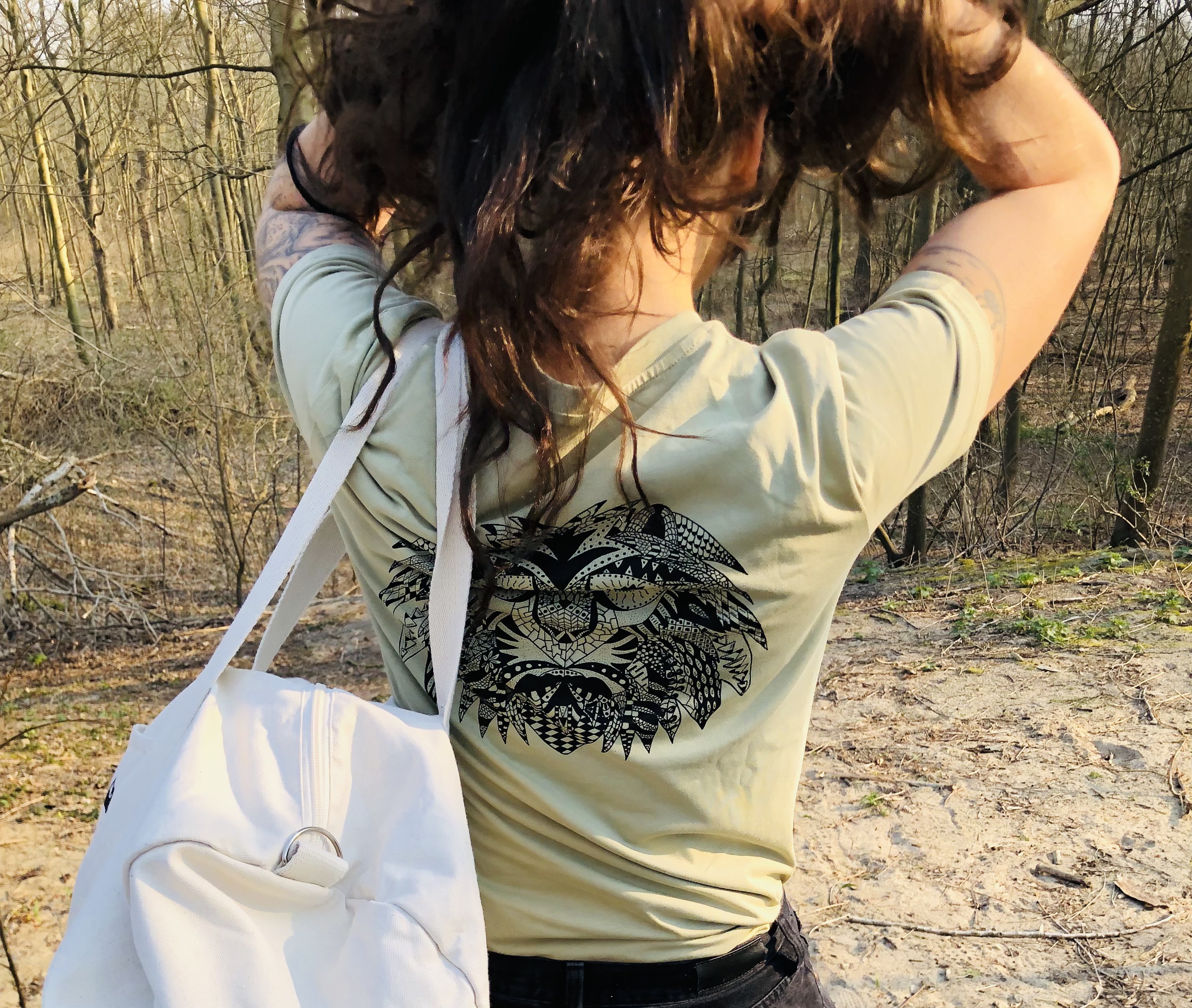 Amazon.com: Fashion Design Polo Top with Rampant Lion Logo in White Size  X-Small : Clothing, Shoes & Jewelry