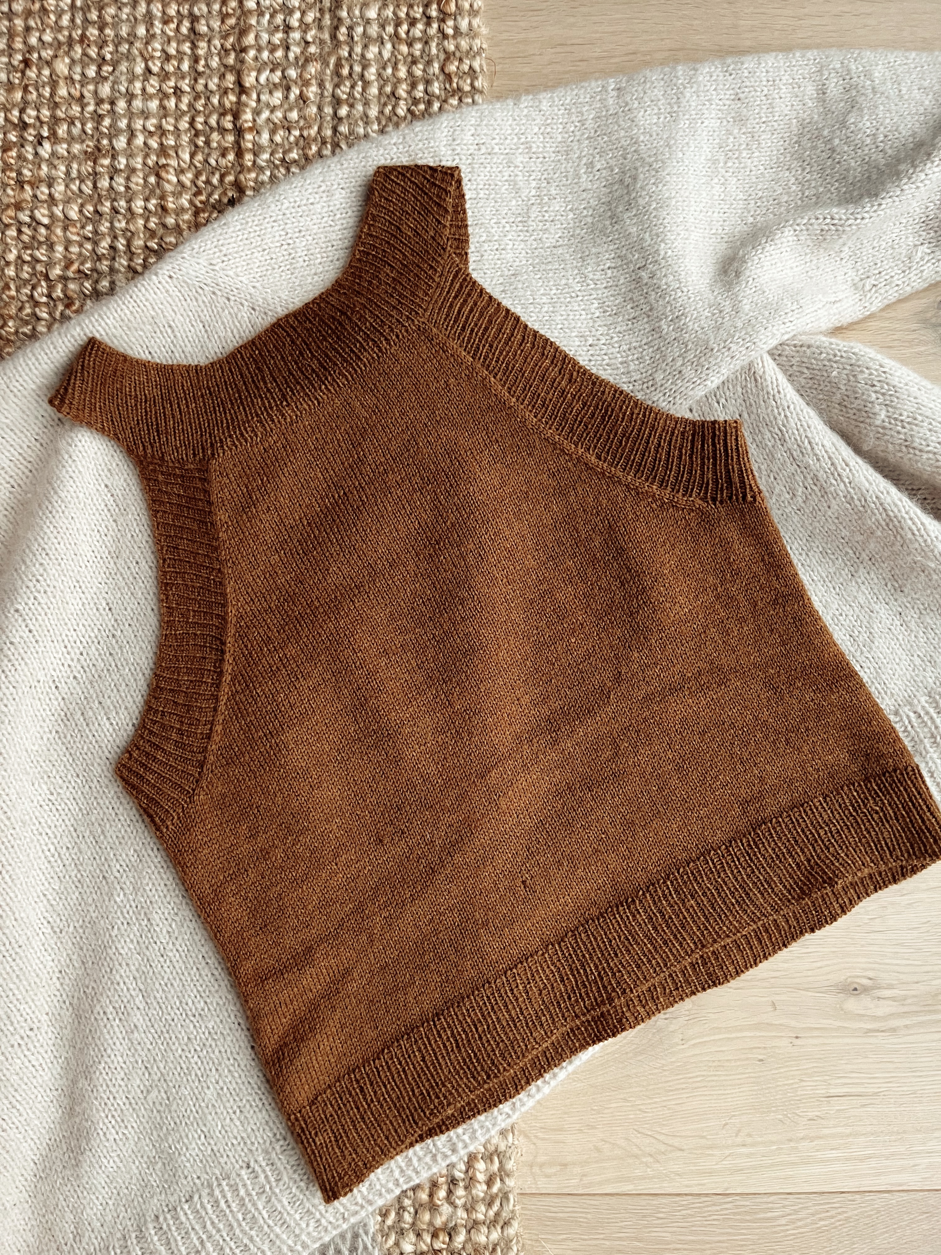 Pi Camisole | ENGLISH - CRÉADIA STUDIO v/Nabita Adia Jouret