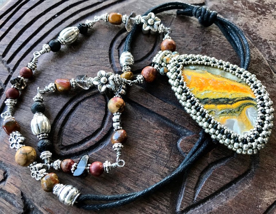 01-052 Handmade Boho Gemstone Necklace with large Natural