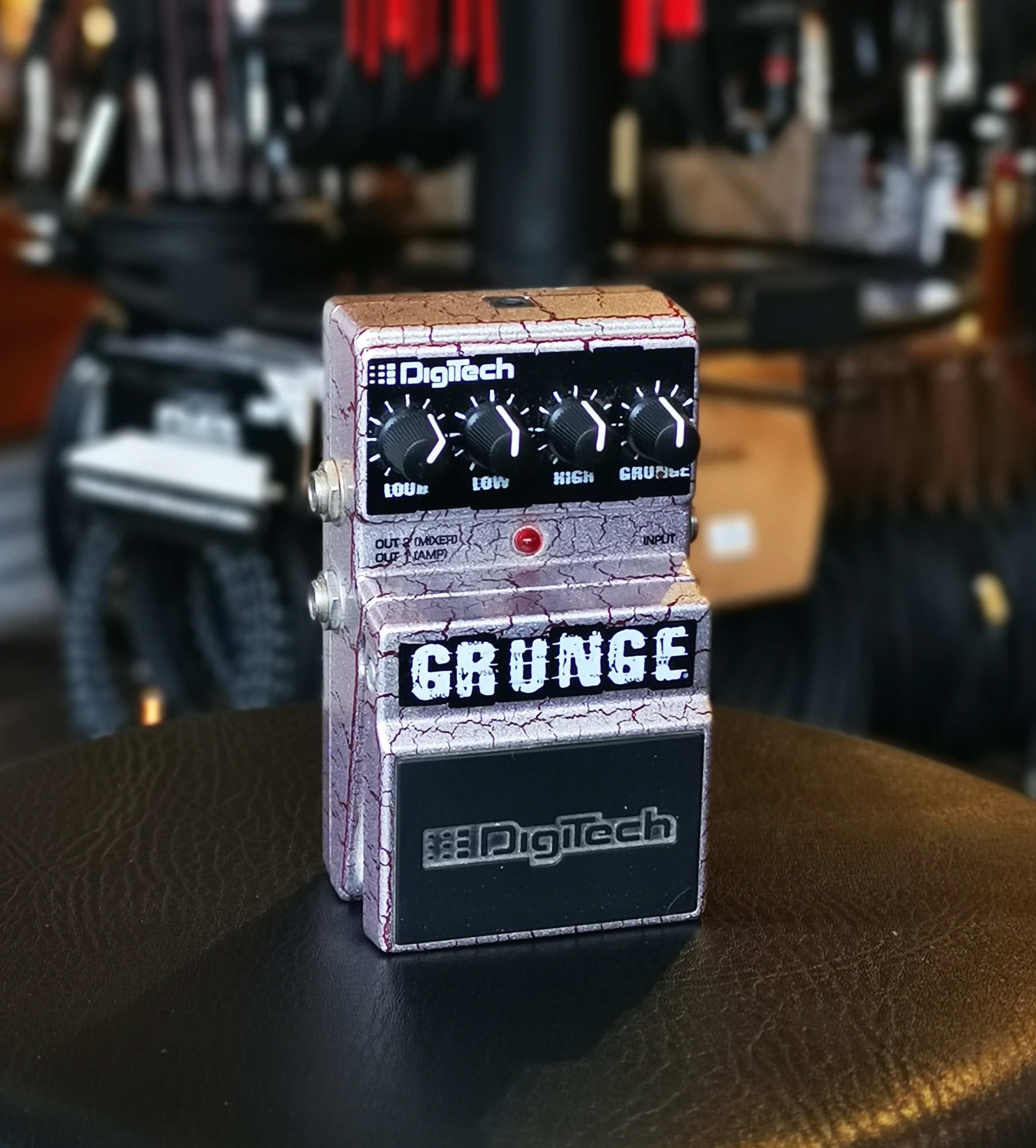 Grunge distortion pedal best sale
