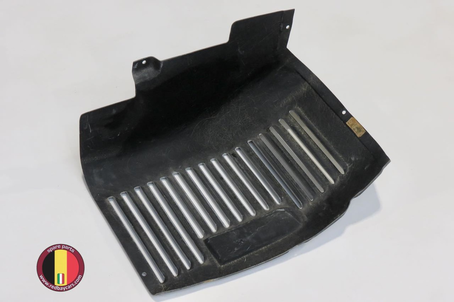 Rear Wheelhouse Panel for the Ferrari 348 - Part nr 62084400 RH