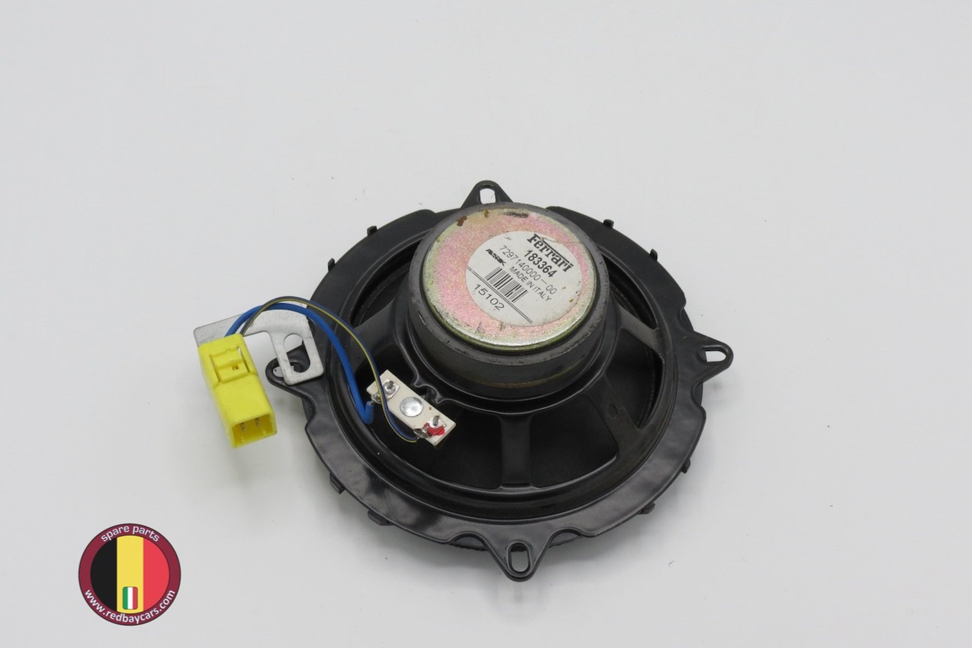 4588さま2067 Loud Speaker 575 Part nr 183364 Front and 183365 Rear - Red Bay