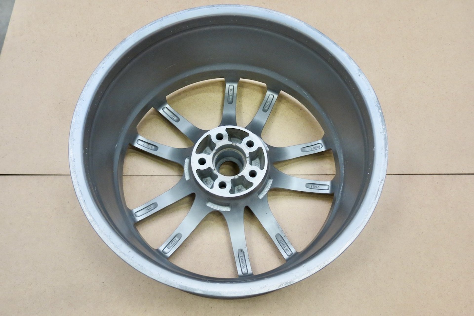なた Front Wheel Speedline Scuderia 19 inch F430 Part nr 226576 - Red