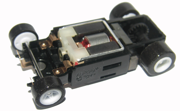AFX8841W Tomy AFX Turbo FI Standard Chassis white wheels slotcarsdirect