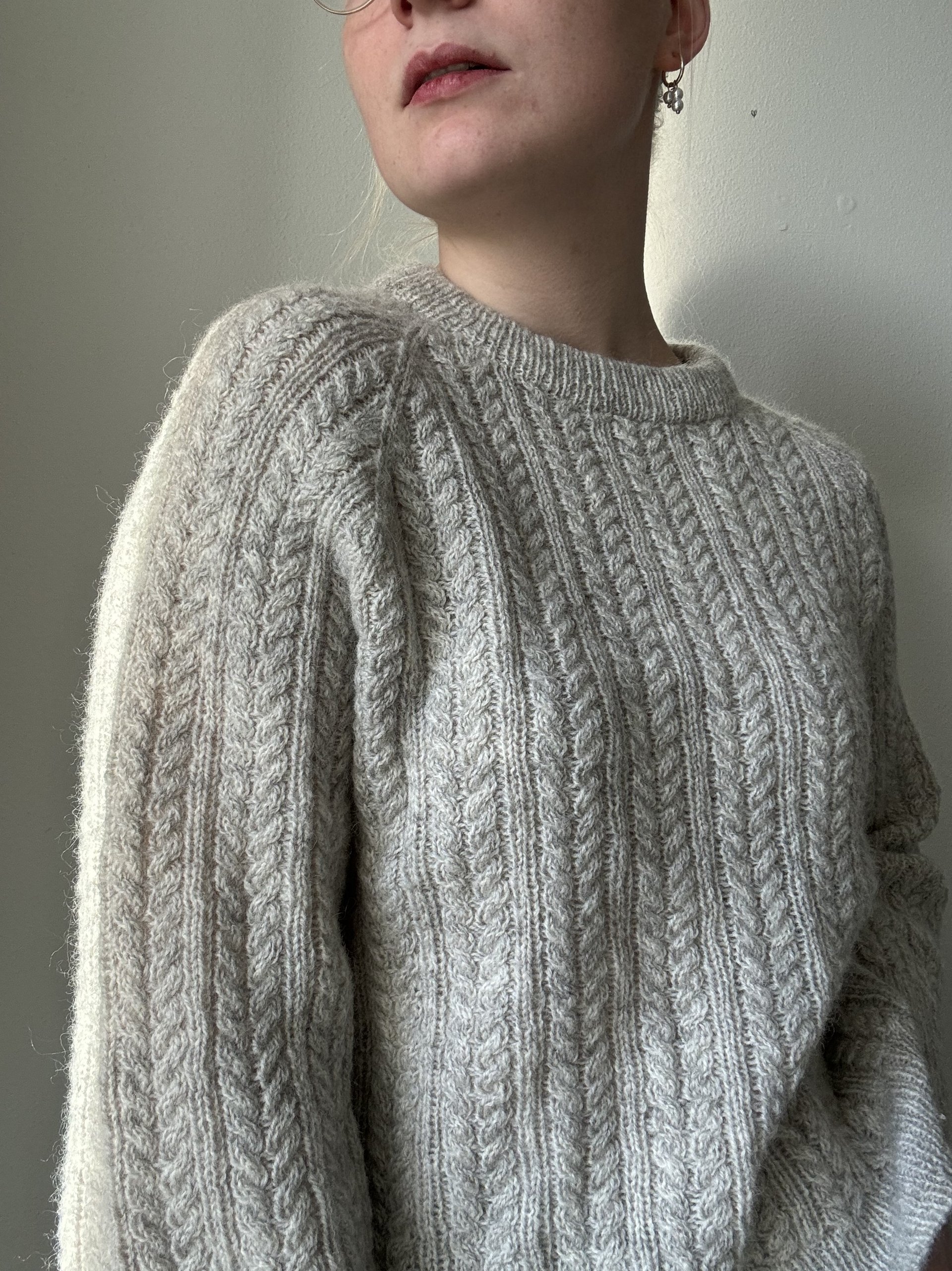 Angelica Pullover Knitting Pattern in English