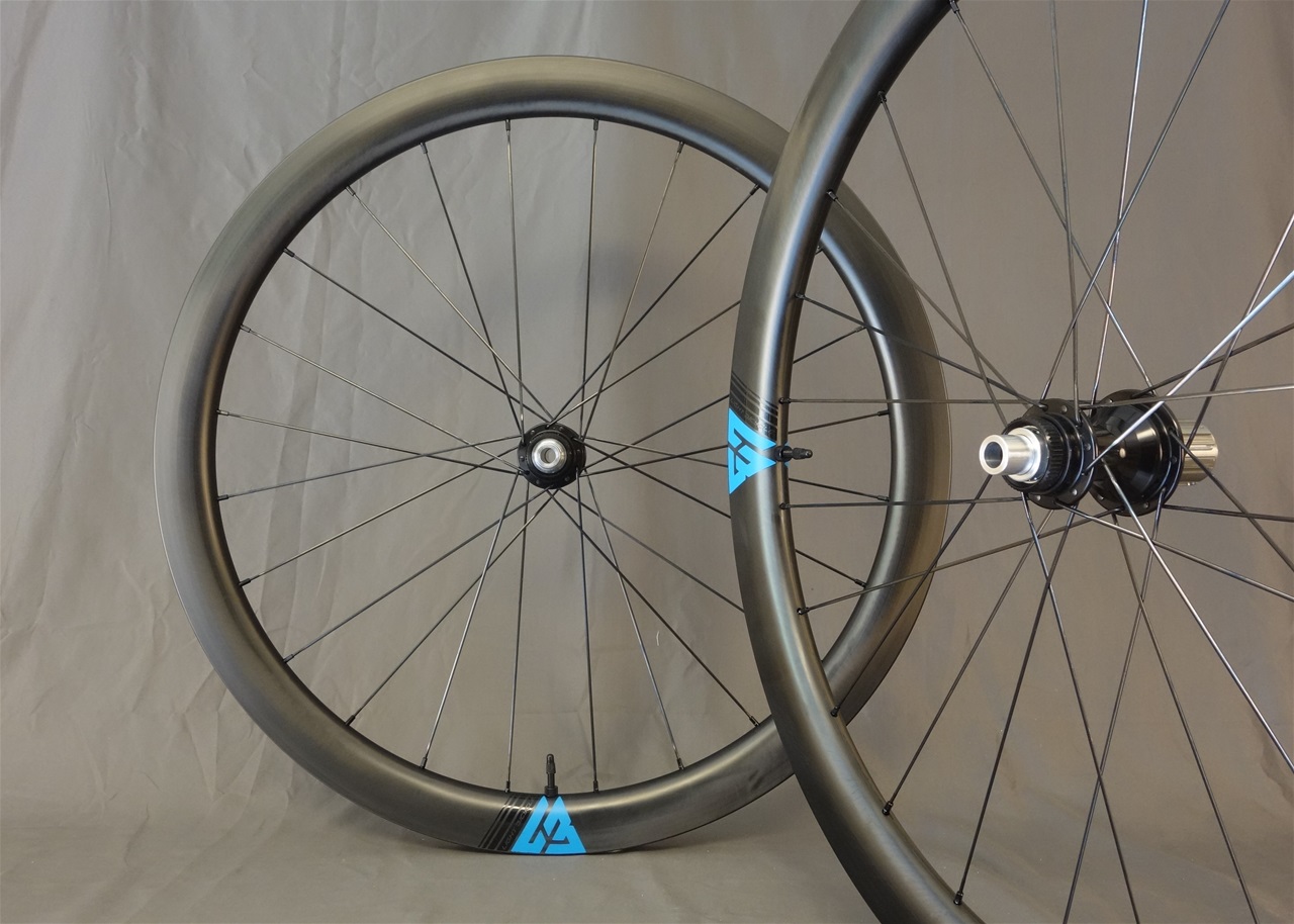 Light bicycle falcon pro discount