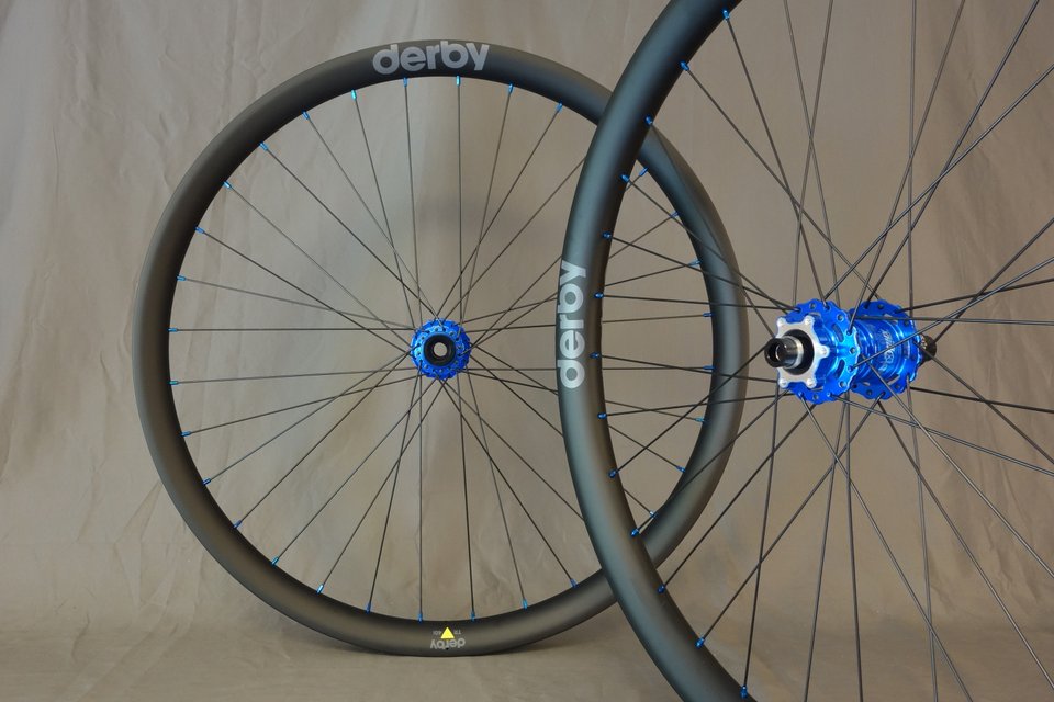 DT Swiss Big Ride Derby 40i Carbon Wheel Set SpeedGear Bike Shop