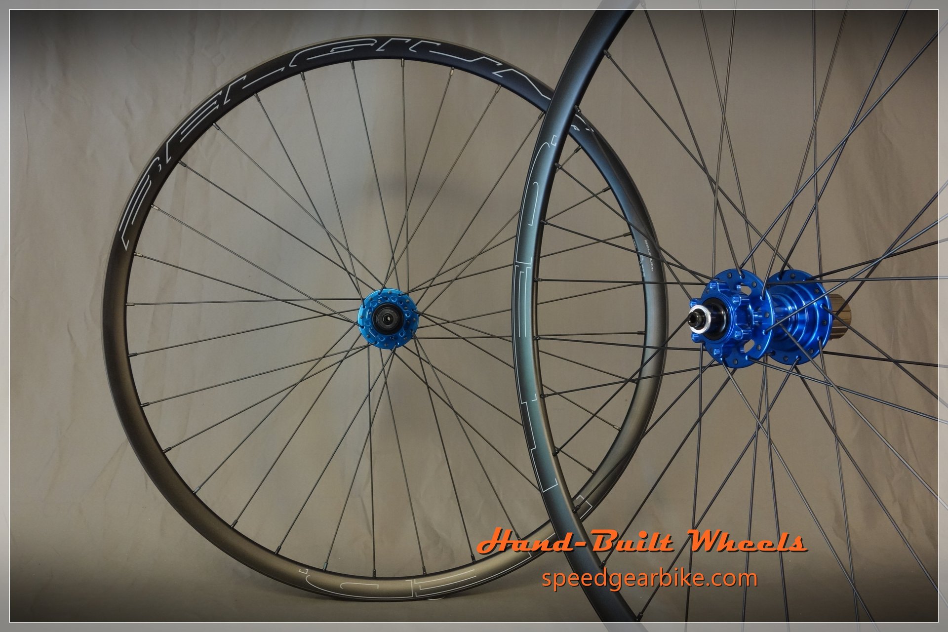 クリスキング R45 ディスク x HED BELGIUM PLUS クリスキング R45 ディスク x HED BELGIUM PLUS（HED Belgium
