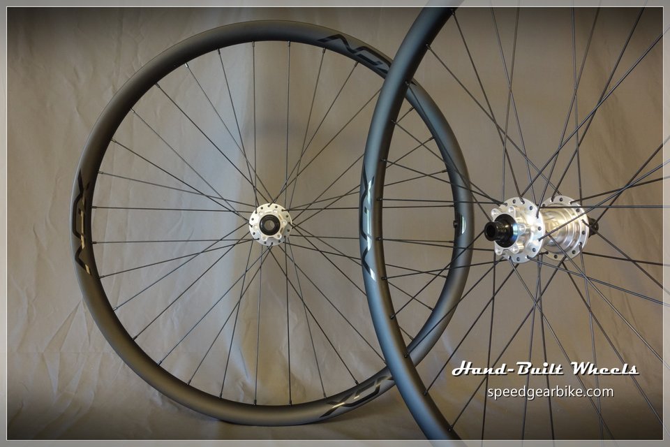 Industry 9 Hydra NOX Carbon SpeedGear Bike Shop