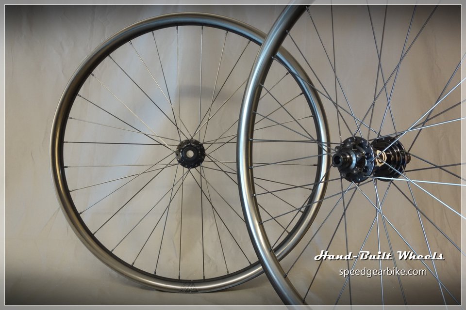 Industry 9 1 1 Recon Pro Carbon Wheel Set SpeedGear Bike Shop