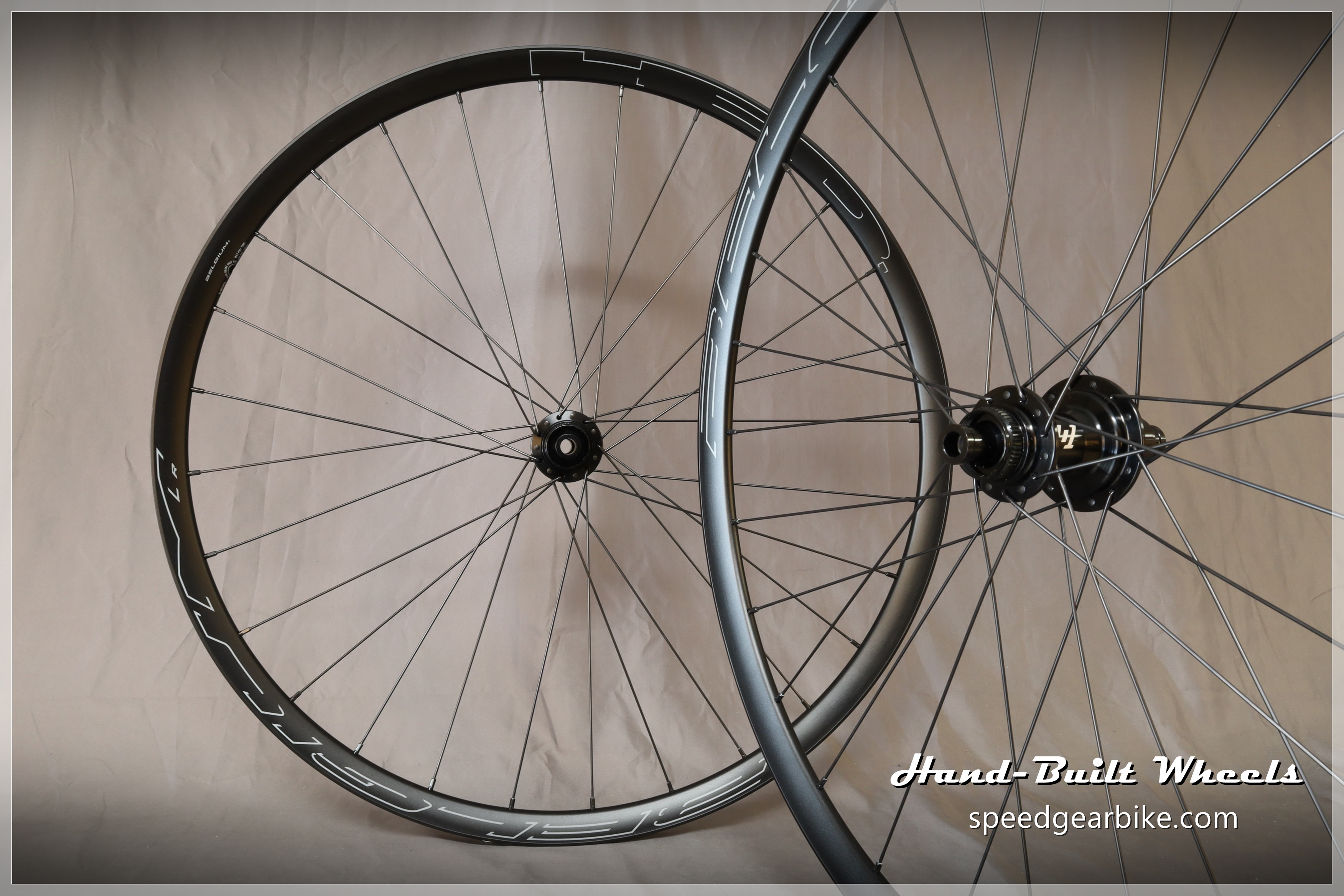 1/1 Industry 9 / HED Belgium - SpeedGear Bike Shop